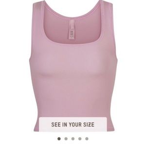 SKIMS soft lounge tank in Orchid NWT size medium